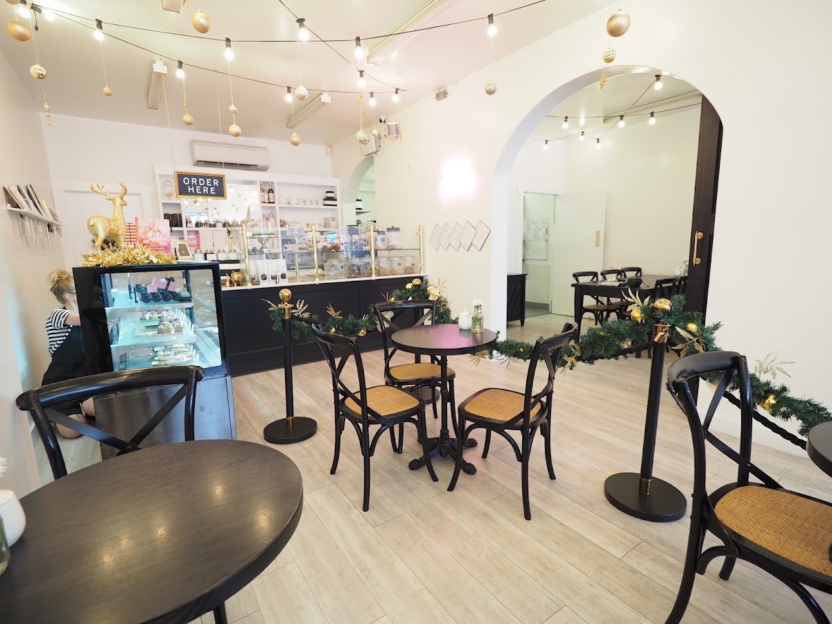 Charlie's Dessert House